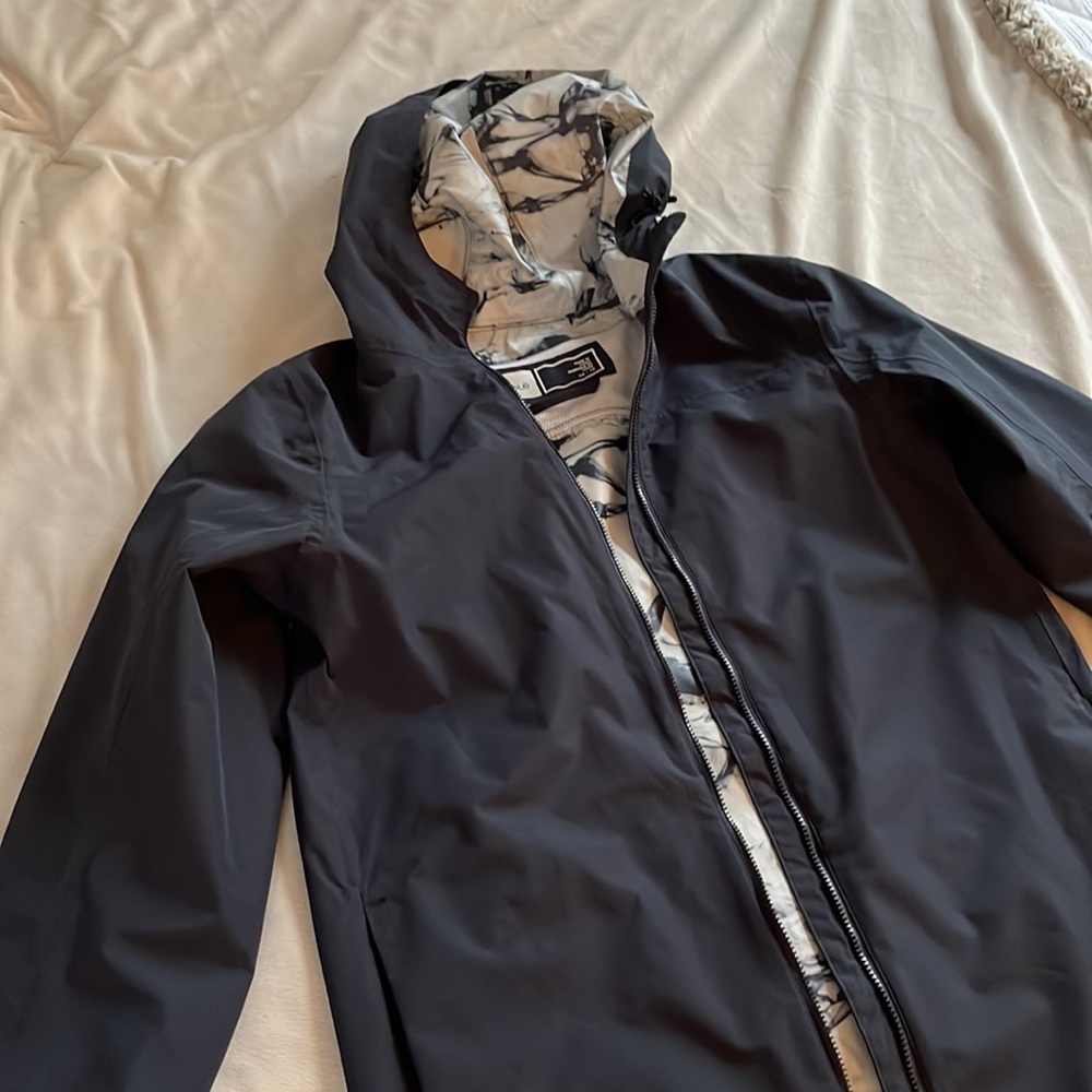 Lole Spring Jacket - image 2
